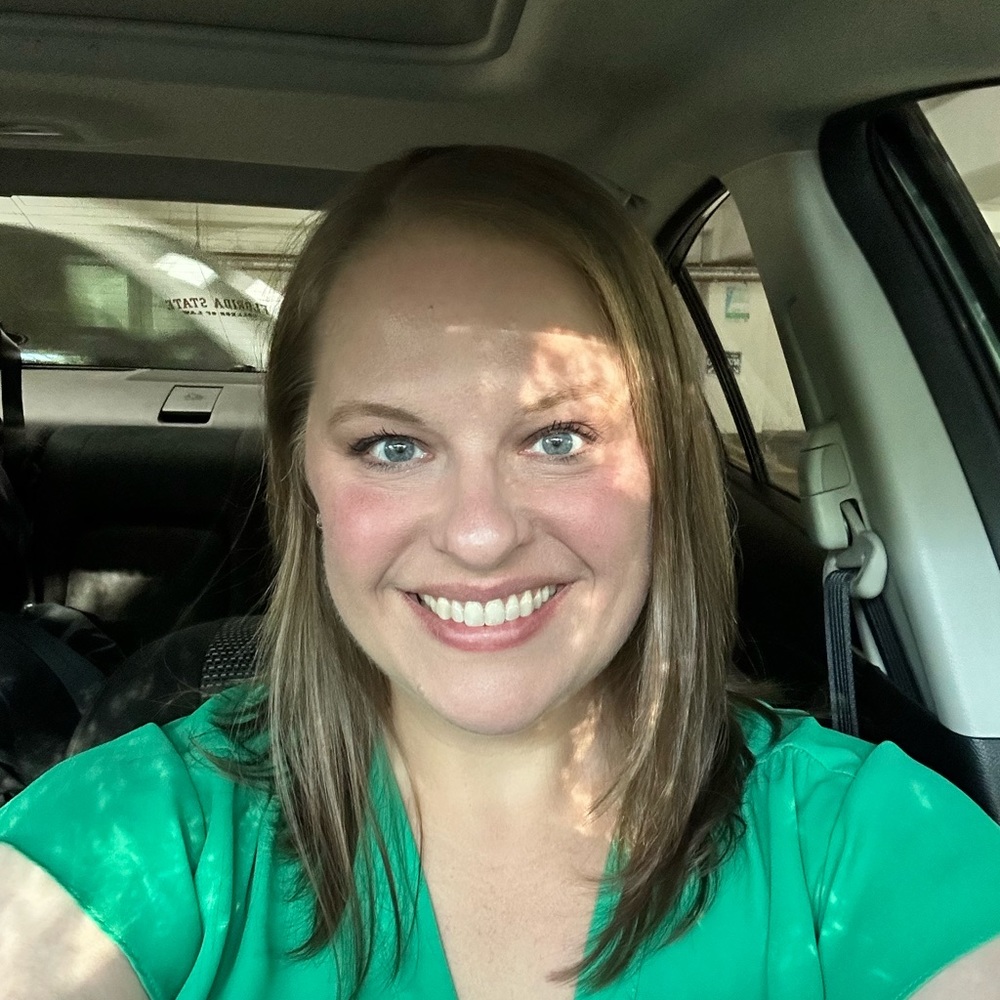 Meet your Posher, Lindsey